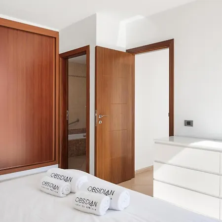 Bentayga Obsidian 公寓 阿德耶