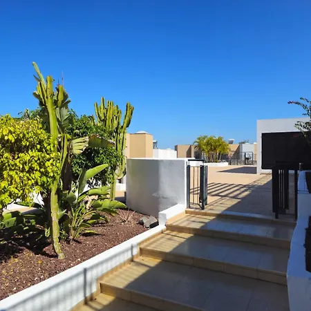 Bentayga Obsidian * 阿德耶